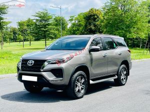 Xe Toyota Fortuner 2.4L 4x2 AT 2022